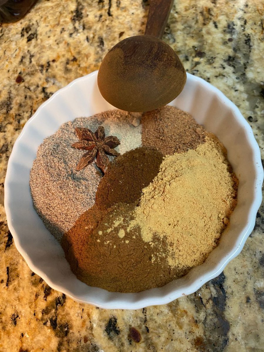 mykitchenisopen's tweet photo. Chai Spiced Oatmeal https://t.co/NEVGRyNGZJ https://t.co/lgTZC8xVDS