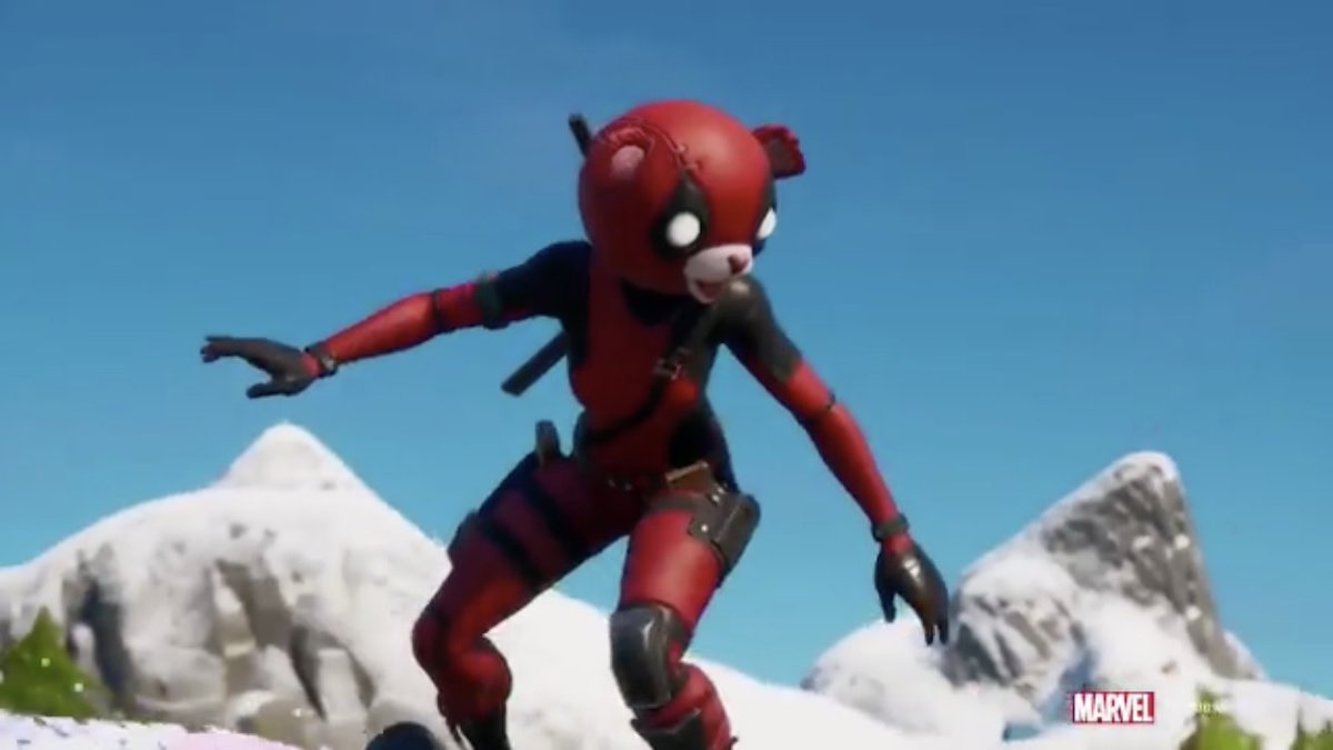 TGhosla's tweet photo. ¿Es un oso ... vestido como Deadpool ... montando un Dragacorn? ¡Eso es genial! ¿Dónde puedes conseguir uno de los que pides? https://t.co/tRze6BYbiI