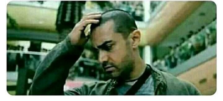 HaroonMoon2's tweet photo. Me using sanitizer then washing hands with soap and again using sanitizer..  🤣🤣
Virus: https://t.co/b8NWn02R30