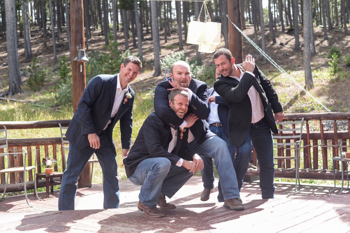 Just giving our groom a little bit of a hard time before he walked down the aisle! #groomsmenduties
.
.
.
#groom #groomsmen #groomsmenstyle #groomsmeninspiration #groomportrait #groomsmenideas #wedding #theknot #theknotweddings #weddingphotography #weddingphotographer