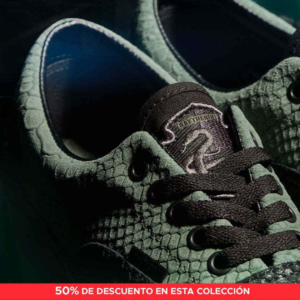 TuespacioM's tweet photo. La combinación perfecta, Vans y Harry Potter, ¡#QuédateEnCasa y aprovecha nuestros mejores descuentos! Entra a nuestra tienda y conoce el resto de los productos que te harán sentir en Hogwarts.
https://t.co/74h2NR3vB3…
 #Vans #VansMx #VansHarryPotter #HarryPotterEnCasa https://t.co/tnyTXymsNd