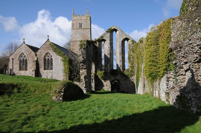 I didn't know about Frithelstock. Austin Priory, founded 1220s best monastic ruin in Devon. The Early English Gothic W front of the church with its great triple lancets stands full height behind the parish church