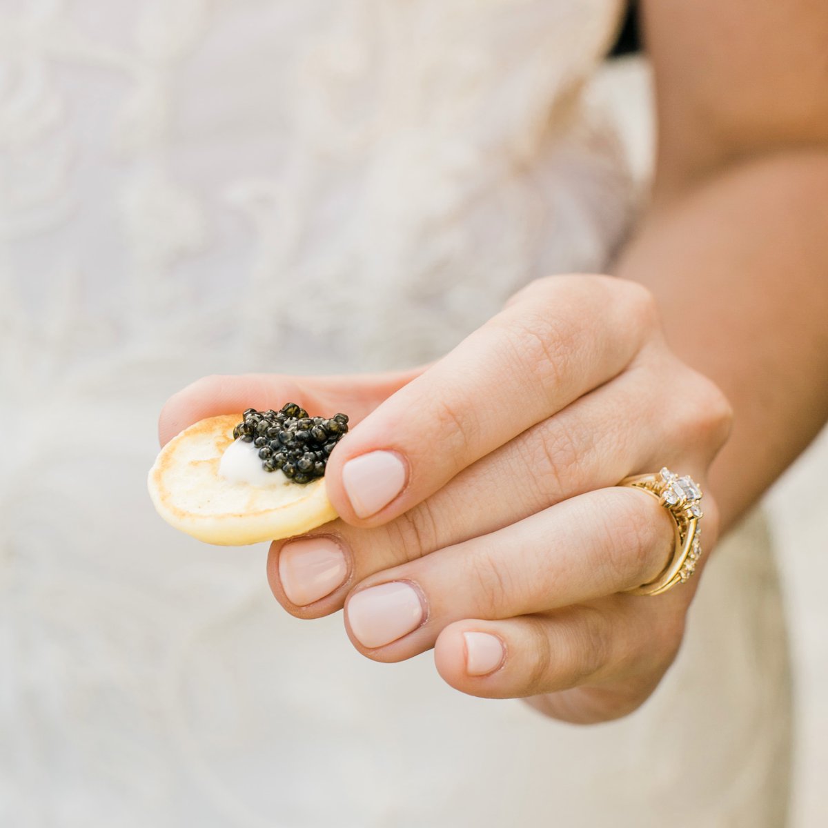 You can indulge this Easter 🐣with caviar! Hurry and get your order to guarantee delivery or shipping by Easter🐰
⭐We are still offering free delivery in San Francisco and 20% of select caviar, hop to it! 

ow.ly/EF5u50zaq7K

#caviardreams #caviareaster #thecaviarco
