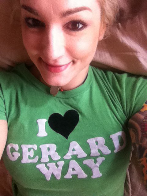lynzway's tweet photo. Today is the day my favorite person was born! I love you @gerardway with all my heart, in this life and on to the next forever and always https://t.co/yaFJwKFb5G