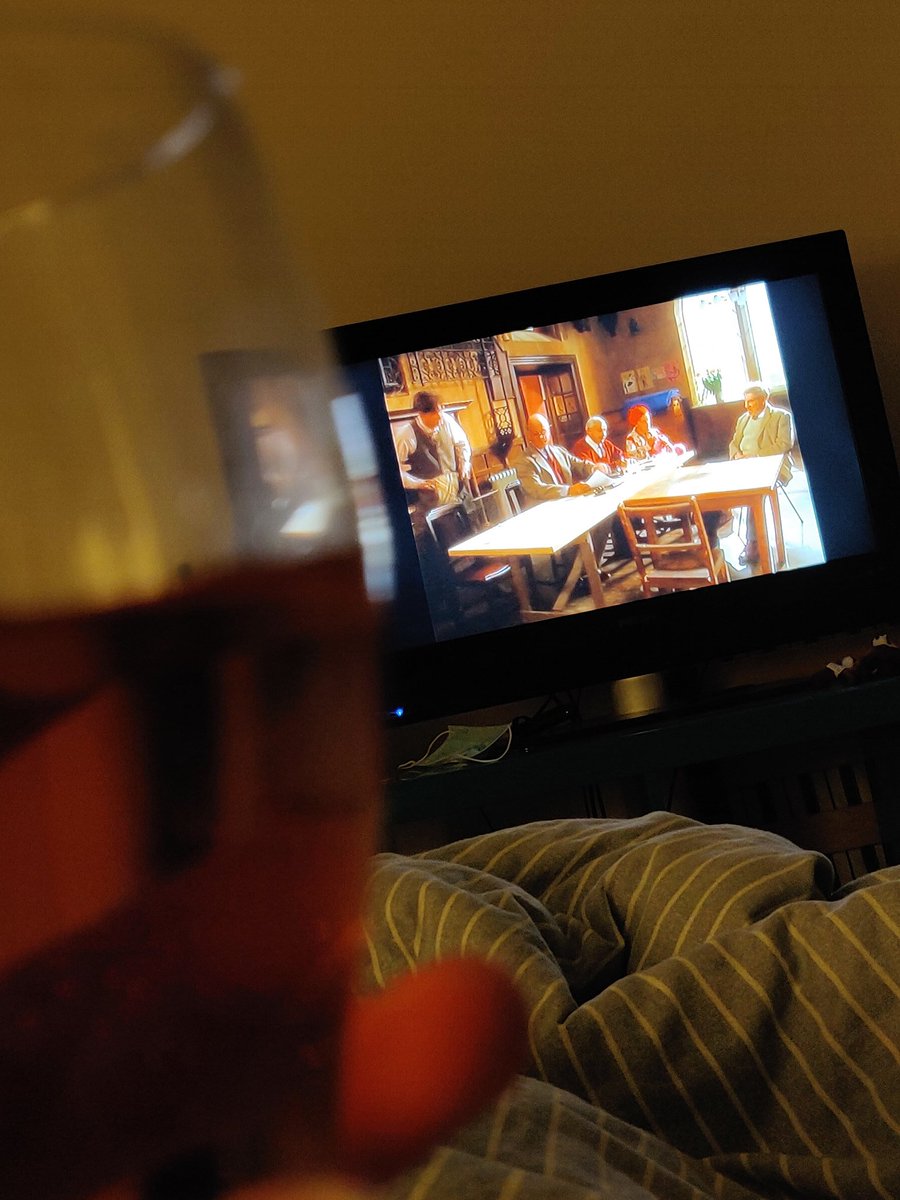 laurajones493's tweet photo. Wine bed and vicar of Dibley #weekendoffwork #keyworker https://t.co/z27AesdJfp