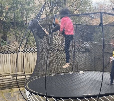 JeeYunTV's tweet photo. Trying to prove to my son I’m young only to realize I’m old. Live. Laugh. Leave the baller tricks to the kids. Actual video in my IG. #StayHome #StaySafe #StayHomeSaveLifes #momlife #motherhood #dunkfail #trampolinefail https://t.co/5ag2XILwJI