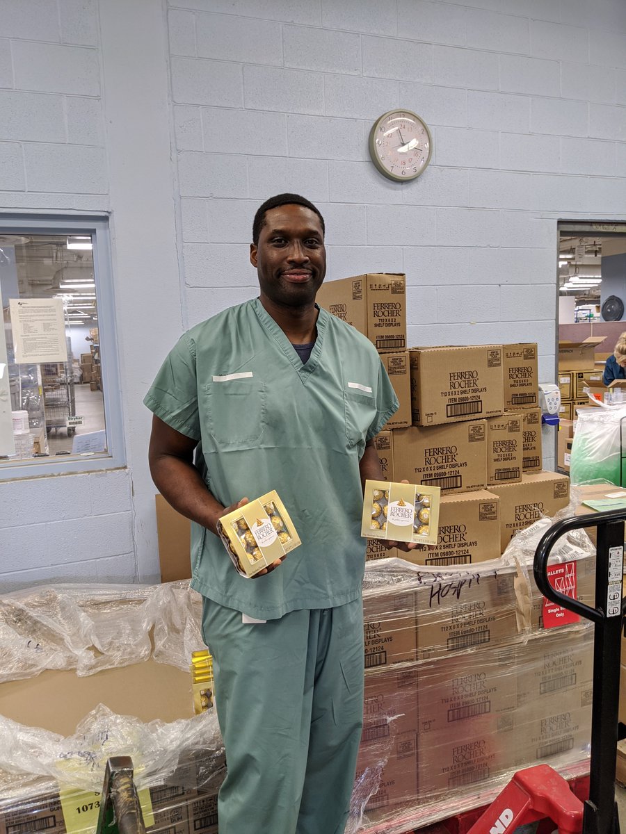 BCHSFoundation's tweet image. This #ThankfulThursday we want to say a resounding thank you to Ferrero Canada for the donation of Ferrero Rocher chocolates and Tic Tac Gum for ALL of the employees at the BCHS. We are incredibly grateful for your generosity! #TeamBrantford #ThankYou