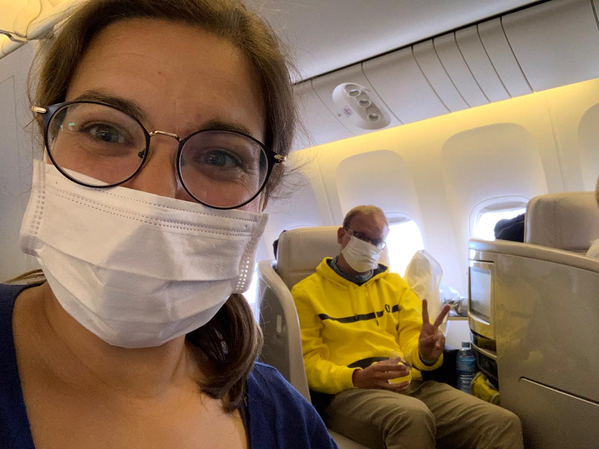 arwed2801's tweet photo. Air New Zealand flight from Christchurch via Vancouver to Frankfurt 🌏✈️ #backhome #StayAtHome #wirbleibenzuhause #frankfurt #airnewzealand #rueckholprogramm #auswärtigesamt #auswaertigesamt #rueckholaktion #AA #Christchurch #airnz #NewZealandLockdown #NewZealand #flyinghome 🤗🌻 https://t.co/sr8QBhRUJU