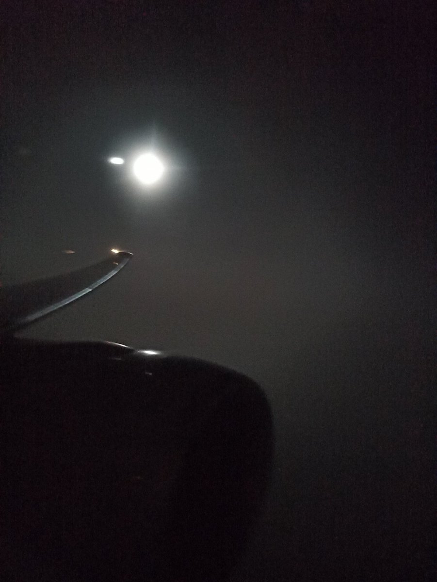 arwed2801's tweet photo. Air New Zealand flight from Christchurch via Vancouver to Frankfurt 🌏✈️ #backhome #StayAtHome #wirbleibenzuhause #frankfurt #airnewzealand #rueckholprogramm #auswärtigesamt #auswaertigesamt #rueckholaktion #AA #Christchurch #airnz #NewZealandLockdown #NewZealand #flyinghome 🤗🌻 https://t.co/sr8QBhRUJU