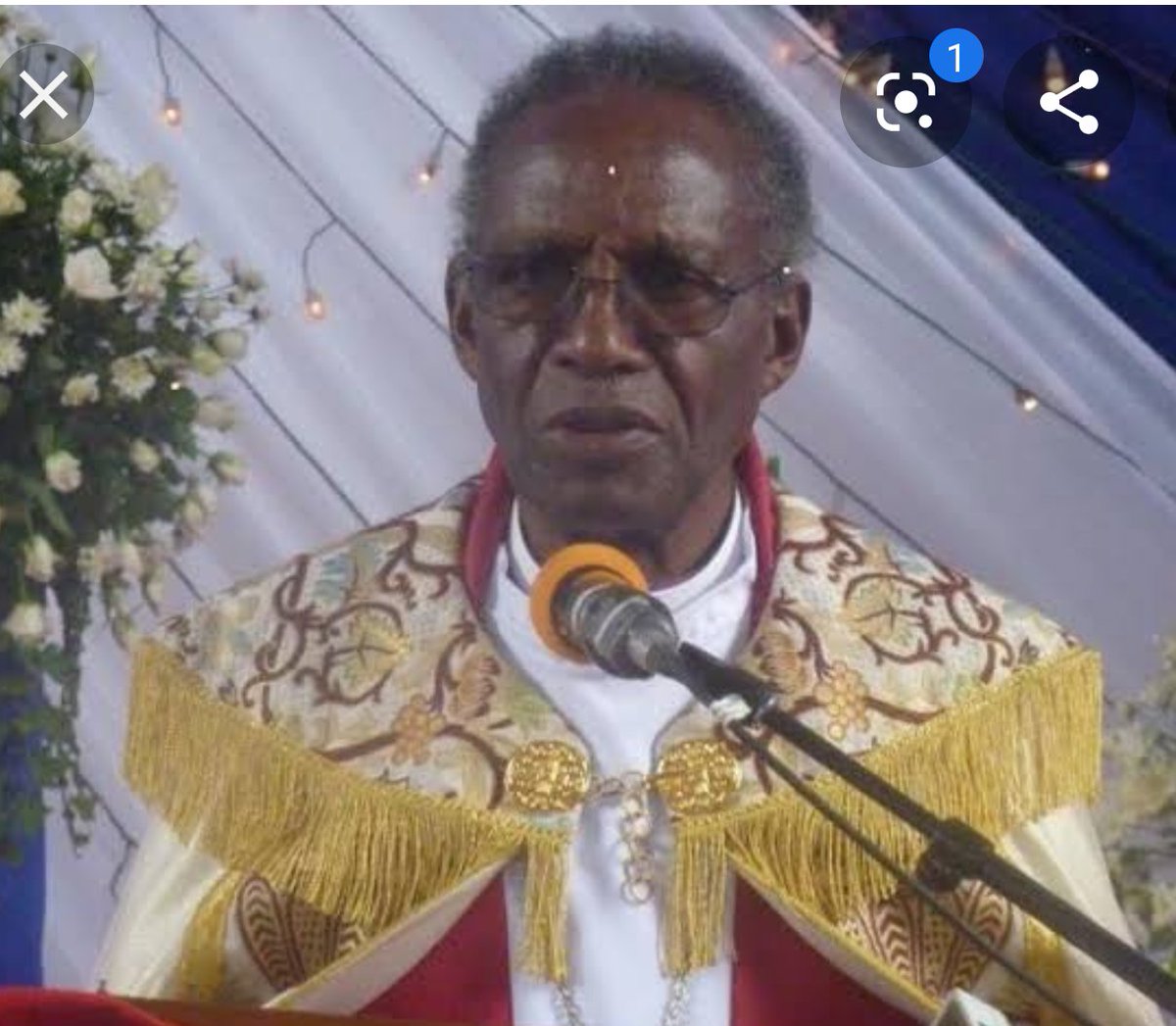 NevilleMeena's tweet image. TANZIA: Mkuu wa KKKT Mstaafu, Askofu Dk. Samson Mushemba (85) amefariki dunia usiku huu katika Hospitali ya Ndolage mkoani Kagera. Dk. Mushemba pia ni Askofu Mstaafu wa KKKT - Dayosisi ya  Kaskazini Magharibi (Bukoba). Pumzika kwa amani Askofu Mushemba!