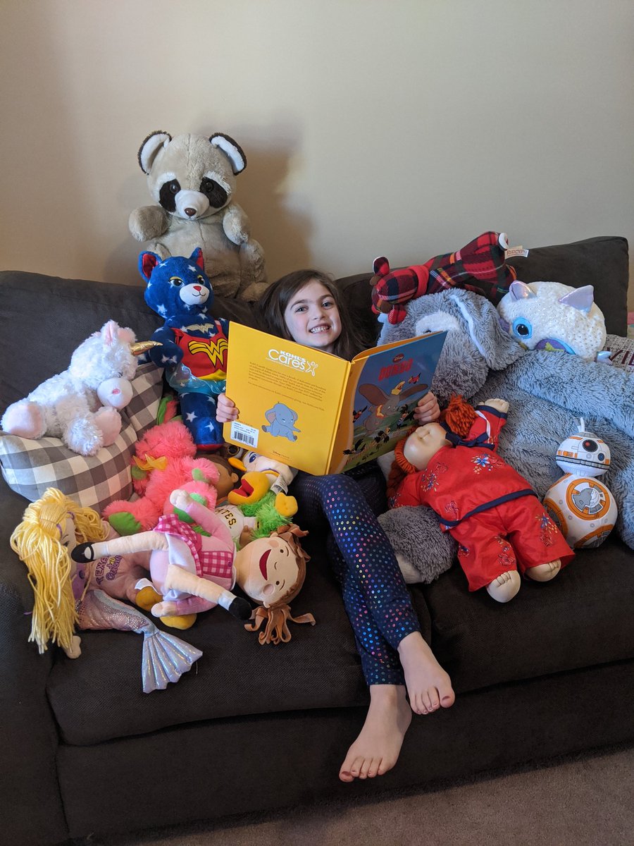 El24vis's tweet photo. #BESSelfie Selfie of the day- Anna's favorite spot is reading books among her stuffed animals in her room! @BrummerTonya @zacharywashley @beechwood_tiger https://t.co/q2410S4vHs