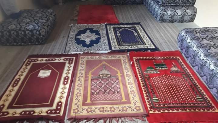 MohamedgamaI22's tweet photo. حول بيتك الي مسجد صغير 💙
#افتحو_الجوامع_في_رمضان https://t.co/YXzJiSEft4