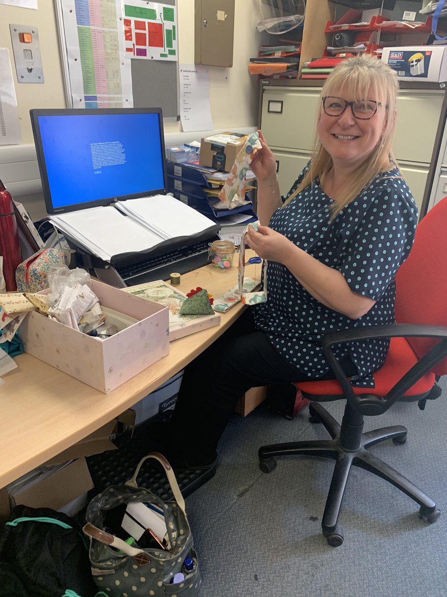 Thank you so much to Tania @tan_8552 our Matrons Assistant who has been making and delivering our  “headbands” to help to protect our colleagues ears whilst in PPE 💞makes such a difference  <a href="/ed_esht/">ED_ESHT</a> <a href="/nicola_anslow/">Nicola Anslow RGN SCPHN</a> <a href="/nikifiney/">niki finey</a> <a href="/DrAdrianBull/">Adrian Bull</a> @vsc1970 <a href="/AngelaColosi/">Angela Colosi MSc RN 💙</a> <a href="/hazeltonge/">#HelloMyNameIsHazel</a>