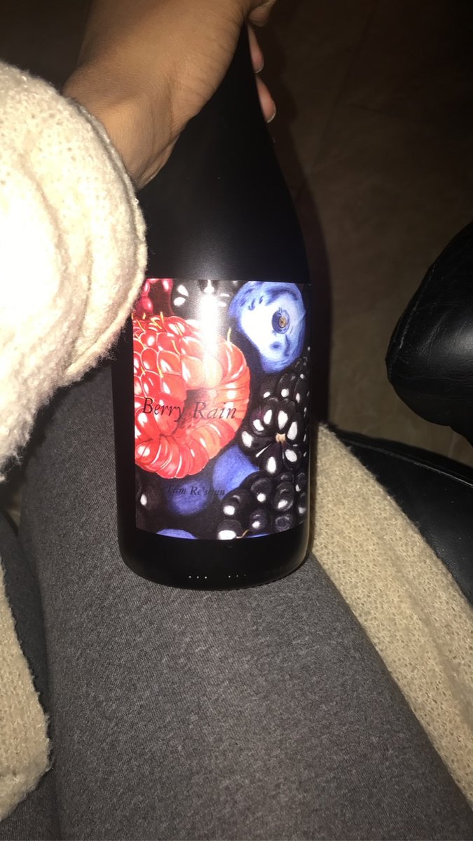 Cupoftee6's tweet photo. Getting tippy on my own supply 🤣😝😝. #berryRain yall. Be on the lookout. 🍷 https://t.co/7UZbbMUj1W