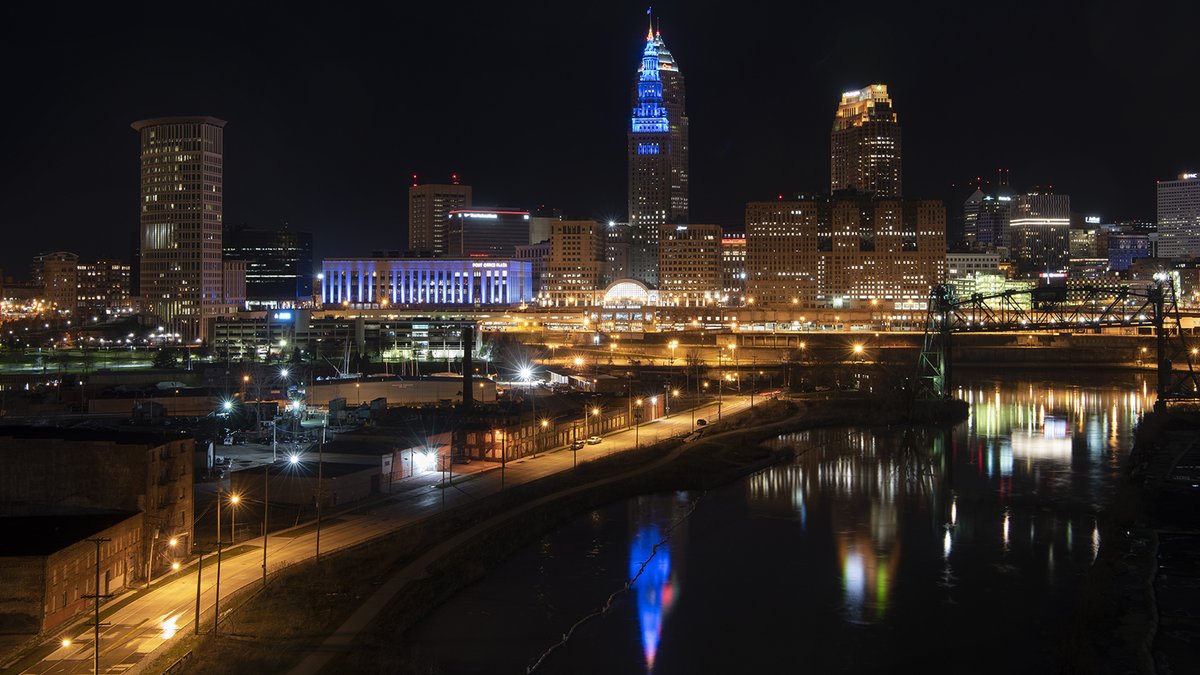 Tom Mihaljevic (@tommihaljevicmd) on Twitter photo It’s humbling to see the city lit up blue tonight, in recognition of <a href="/ClevelandClinic/">Cleveland Clinic</a> caregivers. In the midst of this pandemic, healthcare workers and first responders around the world are working to keep our communities safe. We appreciate your support. #LightUpCLE It’s humbling to see the city lit up blue tonight, in recognition of <a href="/ClevelandClinic/">Cleveland Clinic</a> caregivers. In the midst of this pandemic, healthcare workers and first responders around the world are working to keep our communities safe. We appreciate your support. #LightUpCLE