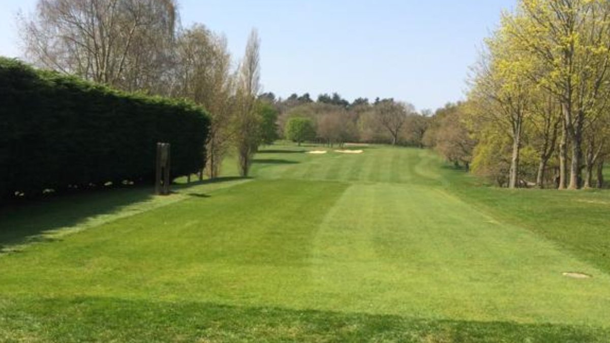 welwyngcgolf's tweet image. Some pics from the work on the course today. Looking good!! #essentialwork @RickyWgcgc @brettcox2