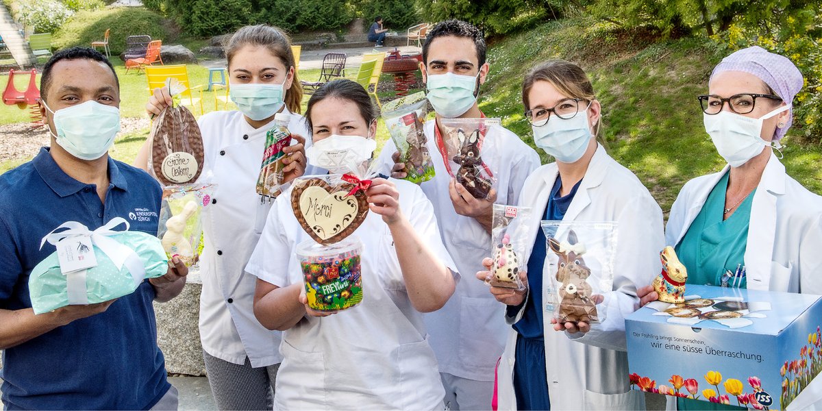 KispiZuerich's tweet image. Zahlreiche Firmen haben uns Osterschokolade und Lebensmittel gespendet. Danke für Solidarität &amp;amp; Wertschätzung: @Edelweiss_Air @ChocolatFreyAG #globusschweiz @Hotelplan_D #ISSSchweiz @Laderach_Swiss #LidlSchweiz @Lindt @sbbnews @Selecta_ch @spruengli_ #Vapianoschweiz
