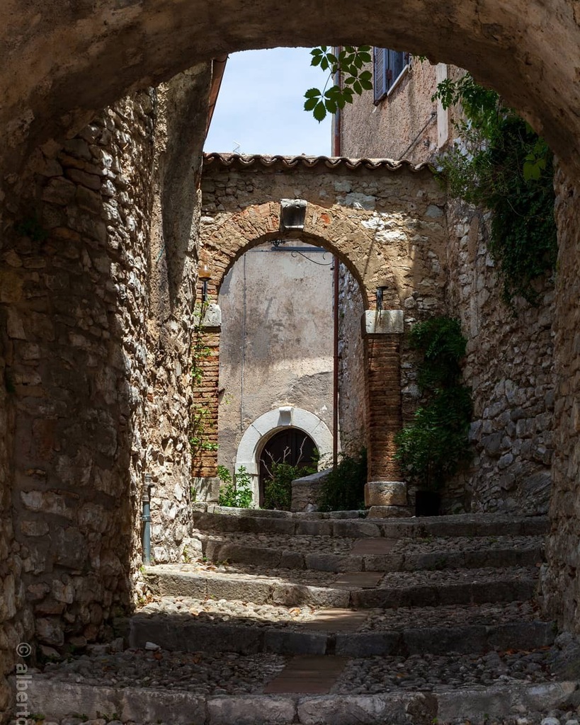 paintitblack01's tweet image. #labro #rieti #lazio #italy
.
.
.
#igersitalia #ig_italy #ig_italia #igerslazio #ig_lazio #volgoitalia #volgolazio #igworldclub #ig_worldclub #loves_united_lazio #loves_united_life #loves_lazio_ #italiainunoscatto #yallersitalia #yallerslazio #vivolazio #vivo_italia #borghit…