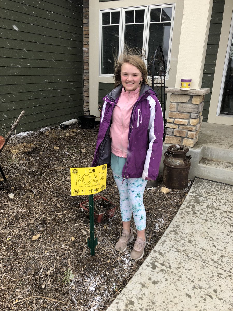 BCITIGERS's tweet image. Ms. Dierling, Mr. Spencer, Ms. Loechler and I had the privilege of delivering some “I Can ROAR at Home” signs to some amazing kids today. We are so proud of these kids and the hundreds of others who continue to shine! Keep ROARing!! #ssdtigers #BCITigers #KeepROARing