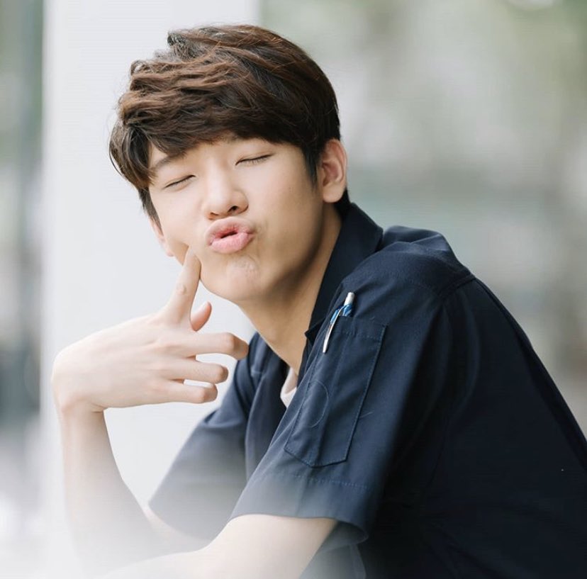 jimmy’s pout/ kissy face: a VERY necessary thread: