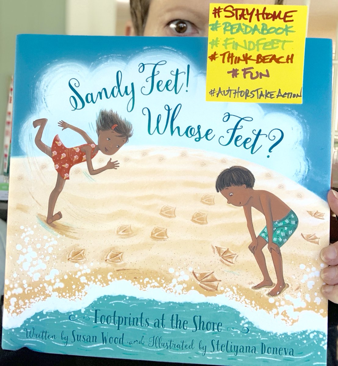 SusanWoodBooks's tweet photo. #Seashore fun while you #StaySafeStayHealthy:
#StayHome
#ReadaBook 📚
#FindFeet 🐾👣🦀🐚⭐️
#ThinkBeach 🏖️
#Fun! 😃
#AuthorsTakeAction #kidlit #STEM #EcologyEd #kidsscience #readaloud #beachreads #footprints #seacreatures #ecologydetectives https://t.co/8EBSbe7aSl