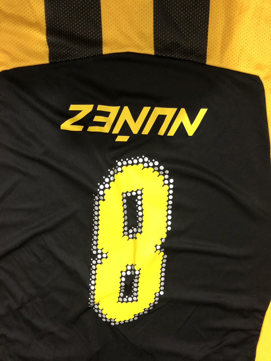 PanosHodjaian's tweet photo. La camiseta prometida. Dar RT y seguir cuenta. Pregunta:Que PEÑAROL nos espera cuando se reanude el fútbol. https://t.co/Yb3SPc4fPR