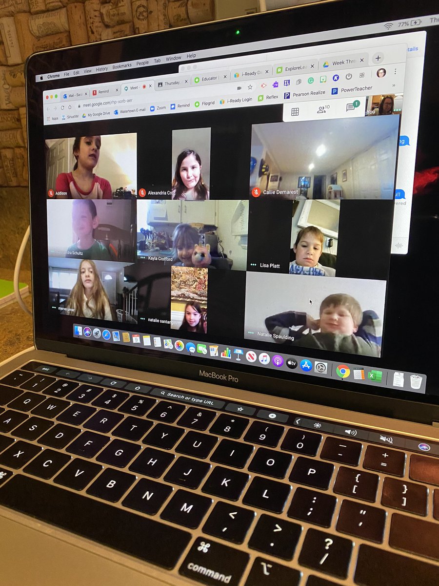 mrsconroyjtps's tweet photo. I was so happy to check in with some of my #ConroyCrew this morning. I’m so thankful for technology that allows us to stay connected in these uncertain times. ❤️ https://t.co/L1wrO29iaZ
