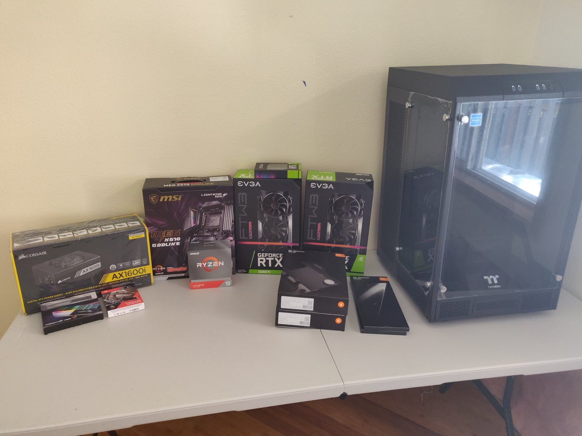 T3llik's tweet photo. A lot more parts arriving for pc build. #computerporn https://t.co/u04ryFQqL9