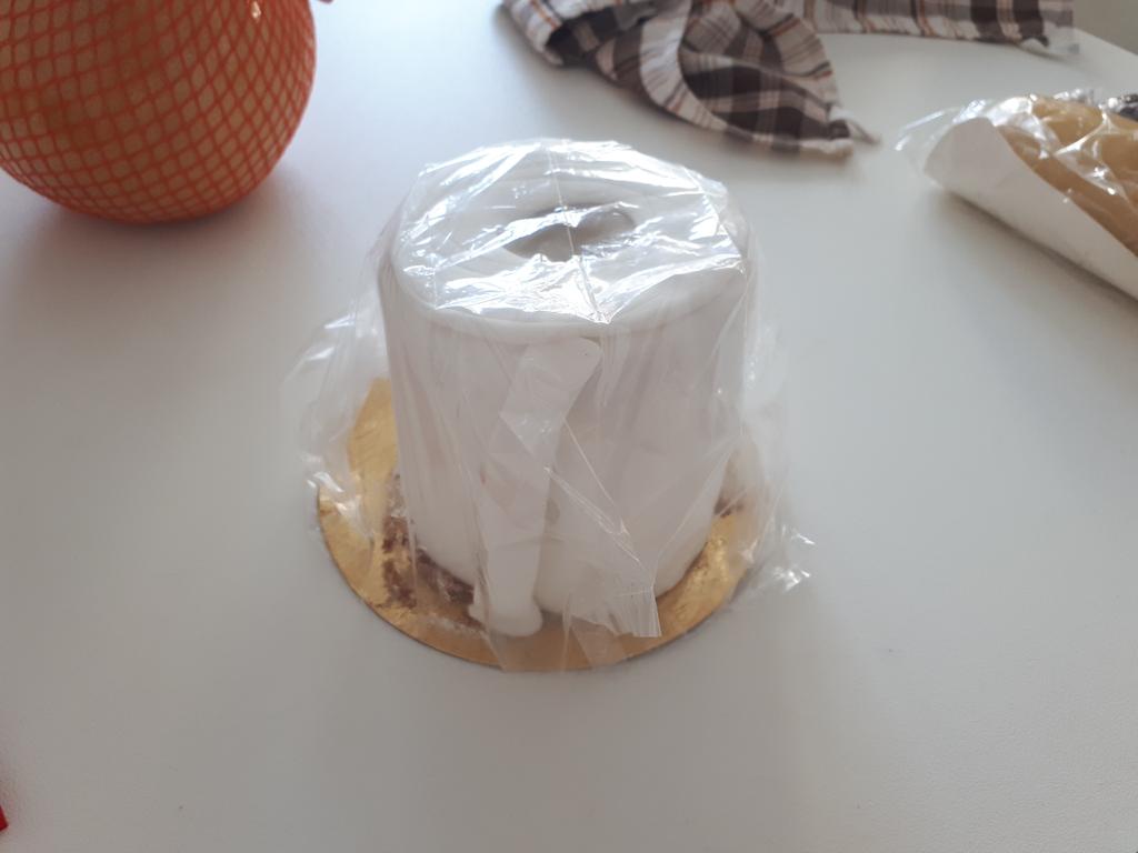 Terrorbyte96_'s tweet photo. Kuchen in 2020 🤣 https://t.co/2XZMwi3Obz