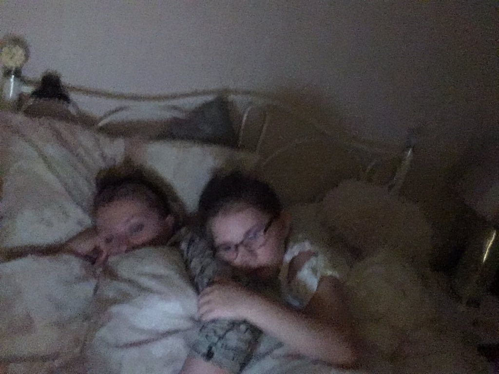 lmurta87's tweet photo. Mollies loved having a Julia Donaldson bedtime story from YouTube with auntie Lou, isolation nights in @cashprimary @juliadonaldson #smallestgiantintown #tabbymctat https://t.co/aA2ix8Hf3B