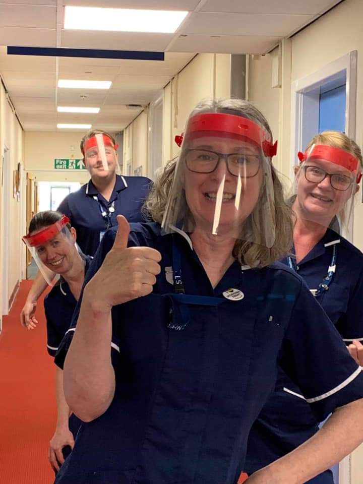RapidBassetlaw's tweet photo. Thanks to the Tech team @OutwoodValley for our visors to help keep us safe 😍 #COVIDー19  #StaySafeEveryone https://t.co/5ouBxULmRB