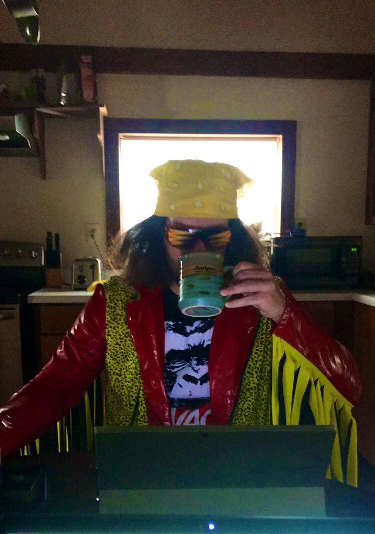 class_in_sesh's tweet photo. How do you @zoom_us? #TigerKing #machoman #southsideallin #QuarantineLife https://t.co/KQeUnFHBWv