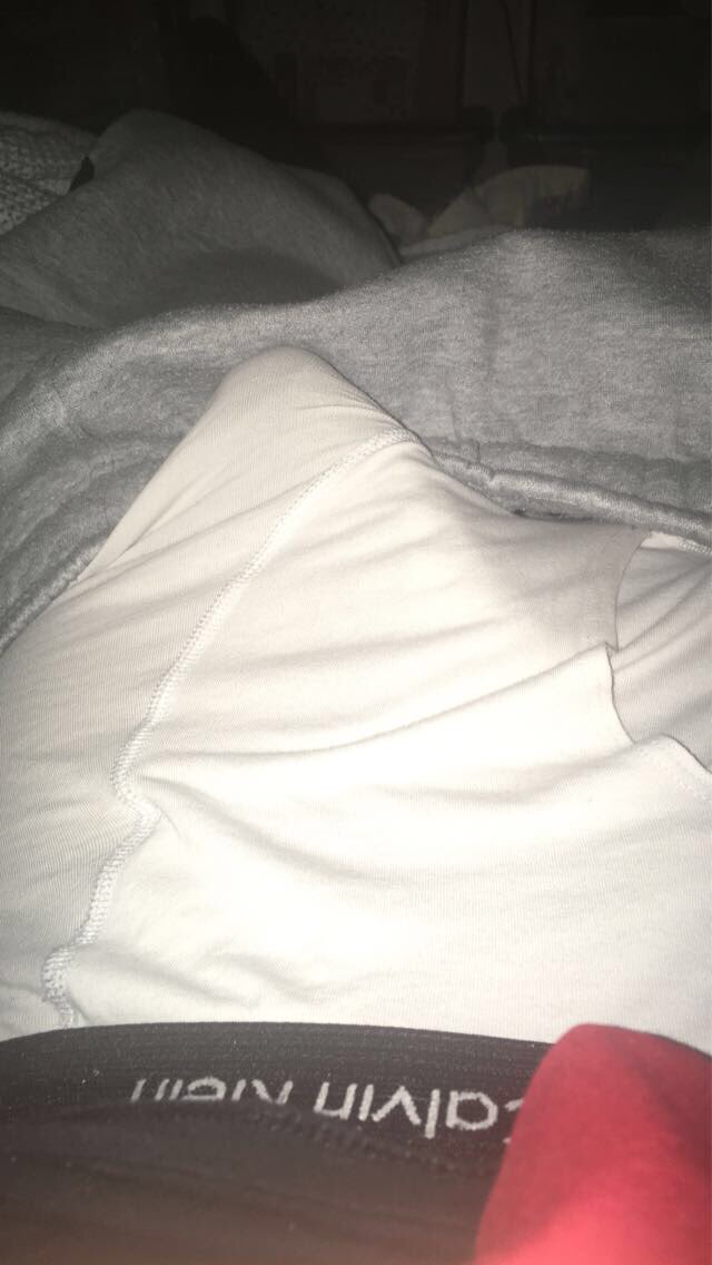 callmepapi2020's tweet image. Dm me n buy my pics