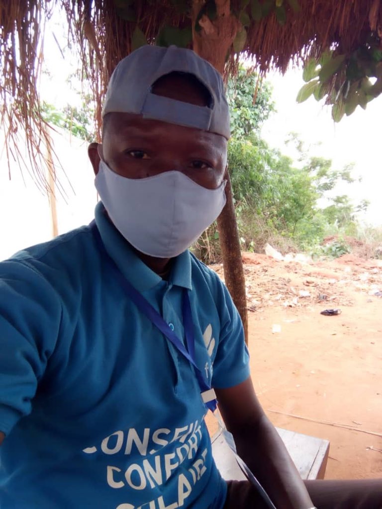 phil_robert_67's tweet image. Fenix Bénin, fier de ses héros du quotidien, ayant déjà conquis 60000 clients ! 
Ils traverseront courageusement la crise sanitaire : offrir l’accès à l’énergie aux plus défavorisés en vaudra toujours la peine.
Bravo aux Conseillers Confort Solaire !
#COVIDー19 
#FenixPower