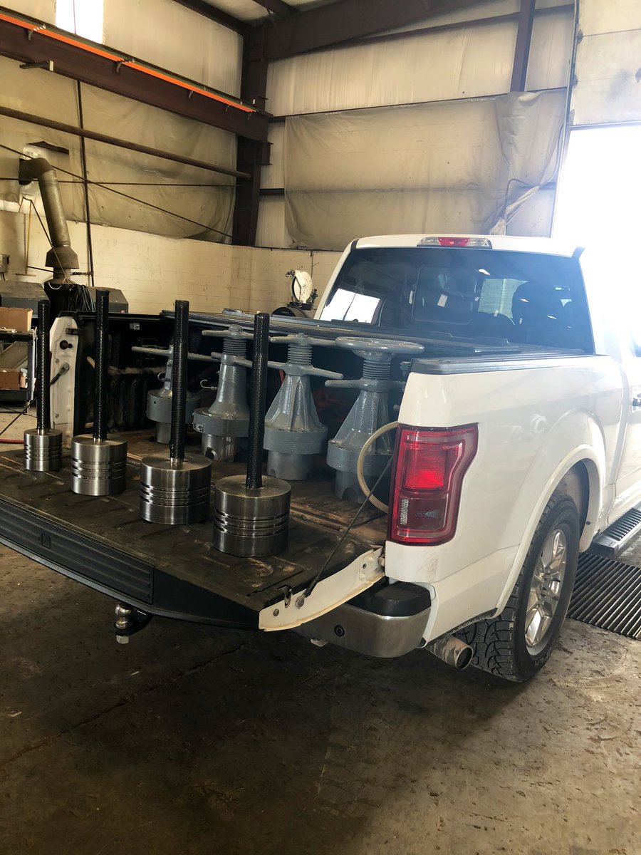IncSamco's tweet photo. We are staying busy through this pandemic! Don’t forget to call Samco (405)-682-4547 for any of your compressor needs! Have a great Easter! #oilandgas #NaturalGas #compressormechanic #repairshop #compressorvalve #EasterWeekend https://t.co/xBT08Apdp6