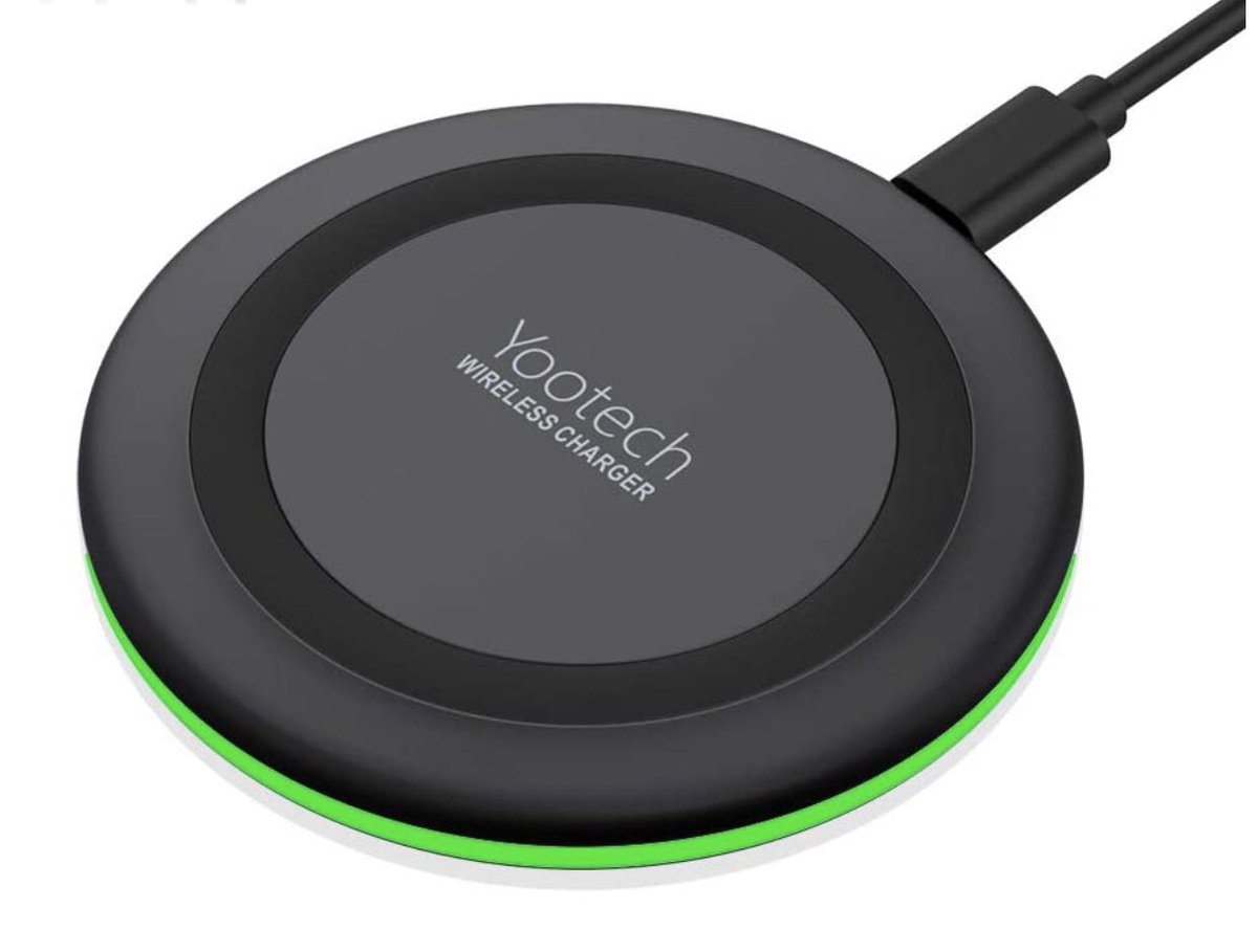 zone_amazon1's tweet image. #TwitterDown 
#BTS 
#China 
#QuarantineLife 
#BLACKPINK 
#BT21 
#Amazon 
It is compatible with AirPods (with wireless charging case) and AirPods Pro. Both top and bottom have a rubber ring , will keep your AirPods in place and prevent slippage.

amzn.to/2yMqY9n