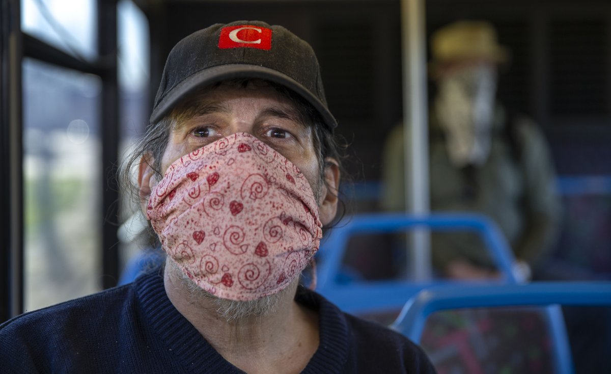 ChrisPietsch's tweet photo. Masks were required in order to board an @LaneTransit bus starting today. For more pictures  from Lane County during the COVID-19 pandemic see our gallery here: https://t.co/8j0rogw2Mz 

@registerguard @4Jschools #COVID19 #COVID19OR https://t.co/wIr1mfVKye