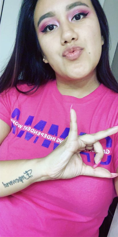 meganstiletto's tweet image. Woke up this morning feeling sad that I wasn’t going to celebrate Founders like I usually do. But seeing all you beautiful Gammas celebrating from home made me feel better and motivated me to do my makeup and put on real clothes 😂💕💜 #WhySLG #SLG30