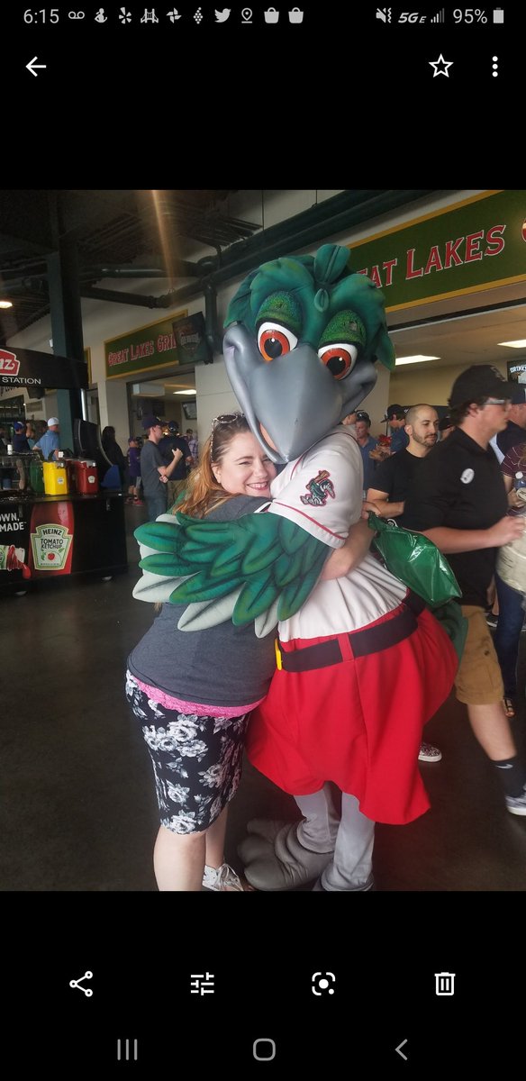 Baseballs_Dots's tweet photo. @MiLB My hometown.
#MiLBAtHomeOpener @greatlakesloons https://t.co/KPlTDyTbnX
