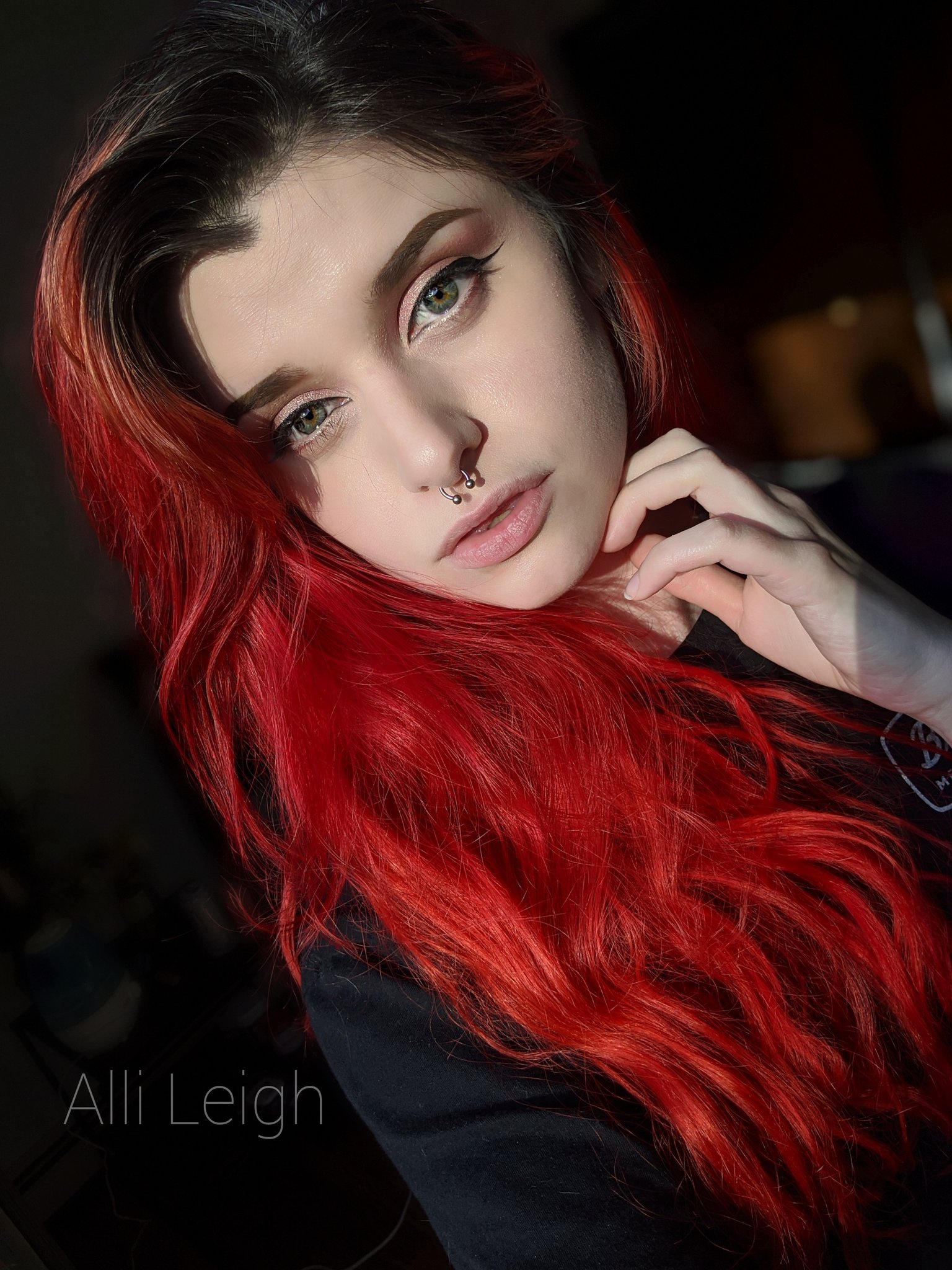 🌹 Alli Leigh 🌹 on X: 💋🥀 kiss me if you miss me  t.coXvUlU0lU3x  X