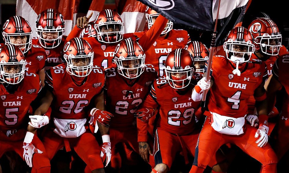 CarltonNBrown's tweet photo. After a great conversation with @FWhittinghamJr I’m proud to announce I have received an offer from @Utah_Football !! Thank you @coach_dschuster @collegepromoca @MCPFootball 
@BrandonHuffman @LJ_Reyna @PAGMETER @slopocsports @StanleyOnSports @ThePrepSN @Neil_Hebert https://t.co/OlSyls4DdZ