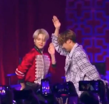 Jimin& #39;s halo