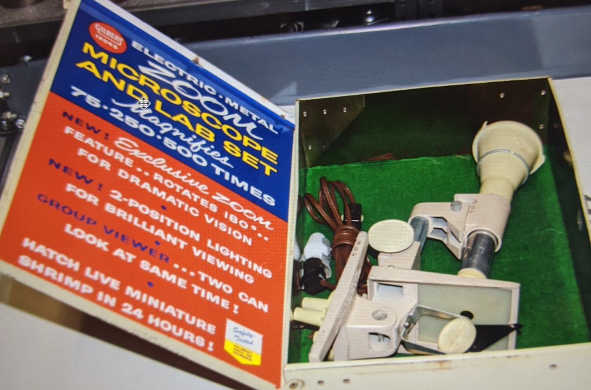 NewHavenMuseum's tweet photo. The #acgilbert company of #New_Haven manufactured this Microscope and Lab Set in the mid 1950s. Find this and other #Elm_City made objects at your New Haven Museum.
#newhavenmuseumathome https://t.co/KuMc6nVie1
