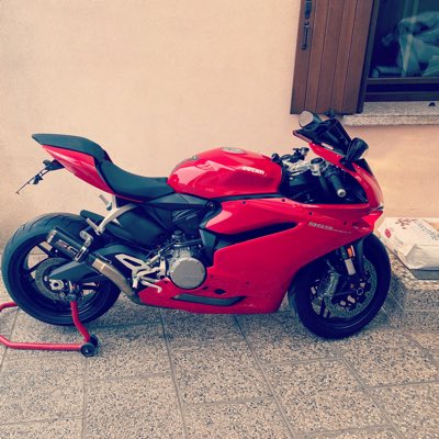whiteboia's tweet photo. #NuovaFotoProfilo https://t.co/sMofKHgxTT
