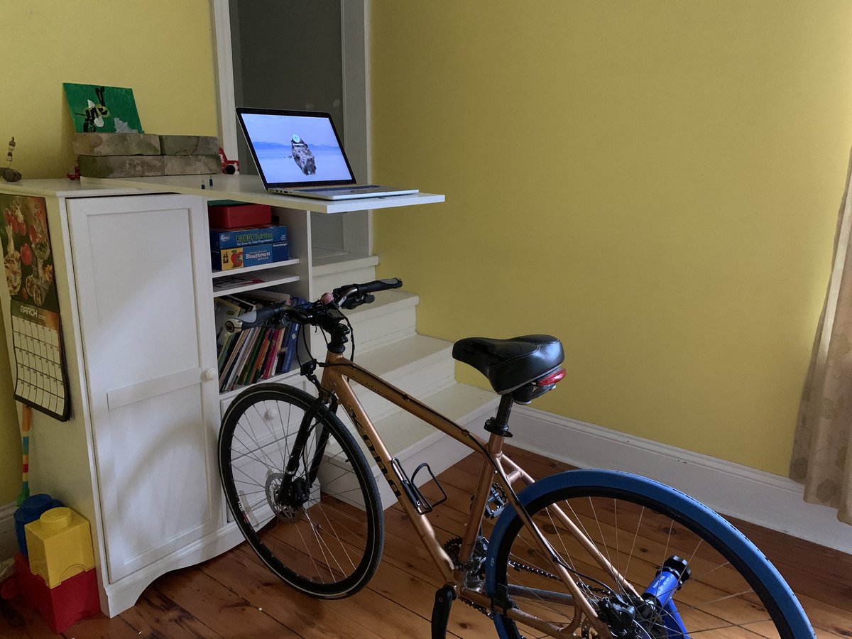 Twitter, I bring you... Bikedesk!This shit is not secure. Gotta remember not to lean.
