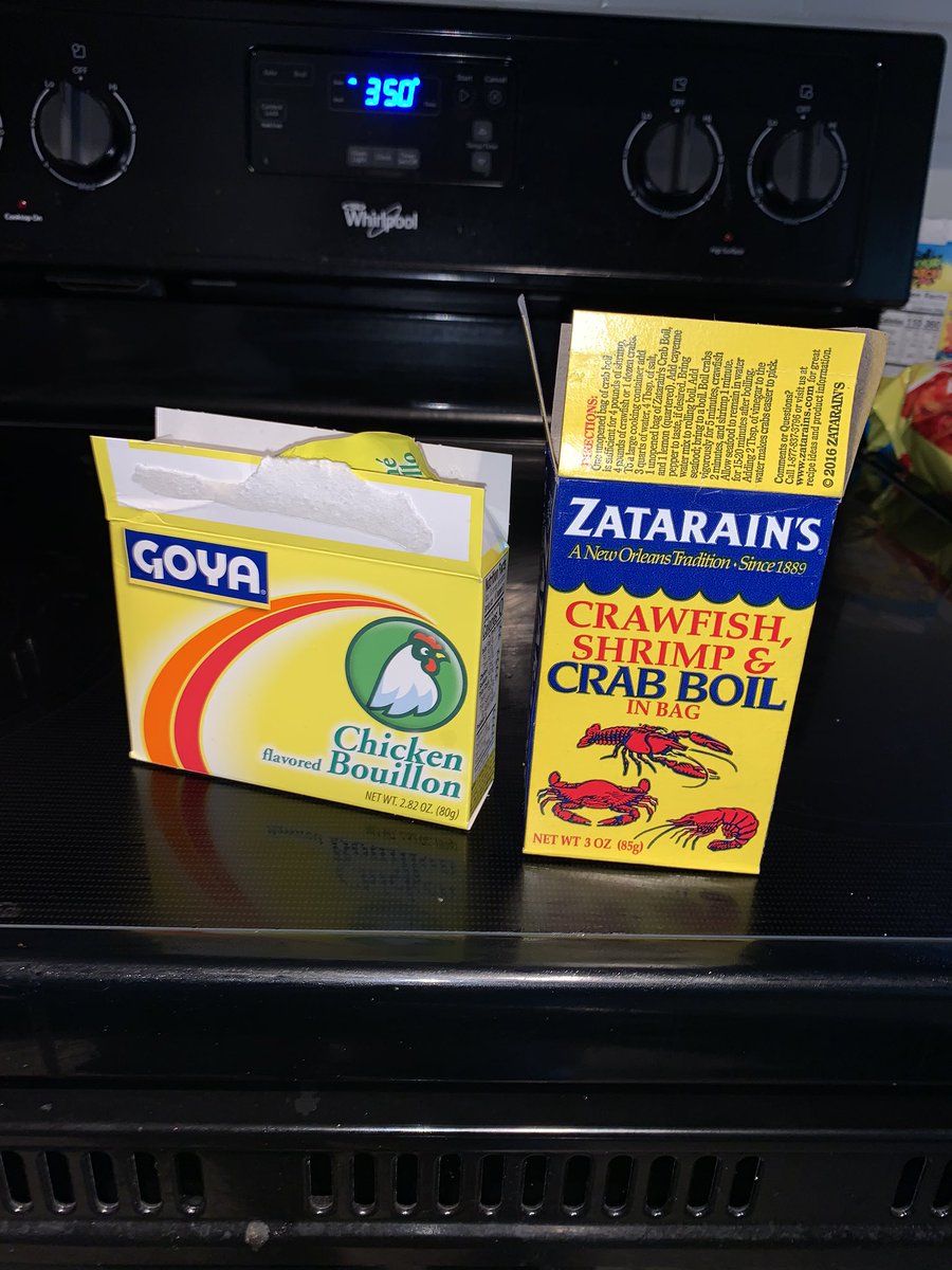 Get a pot with water and you’ll boil this bag with one pack of the chicken bouillon. Once it comes to a boil, let it boil for 10 min then take it off the eye and let it sit for 10 additional minutes.Take the bag out of the pot then season with these seasonings (next tweet)