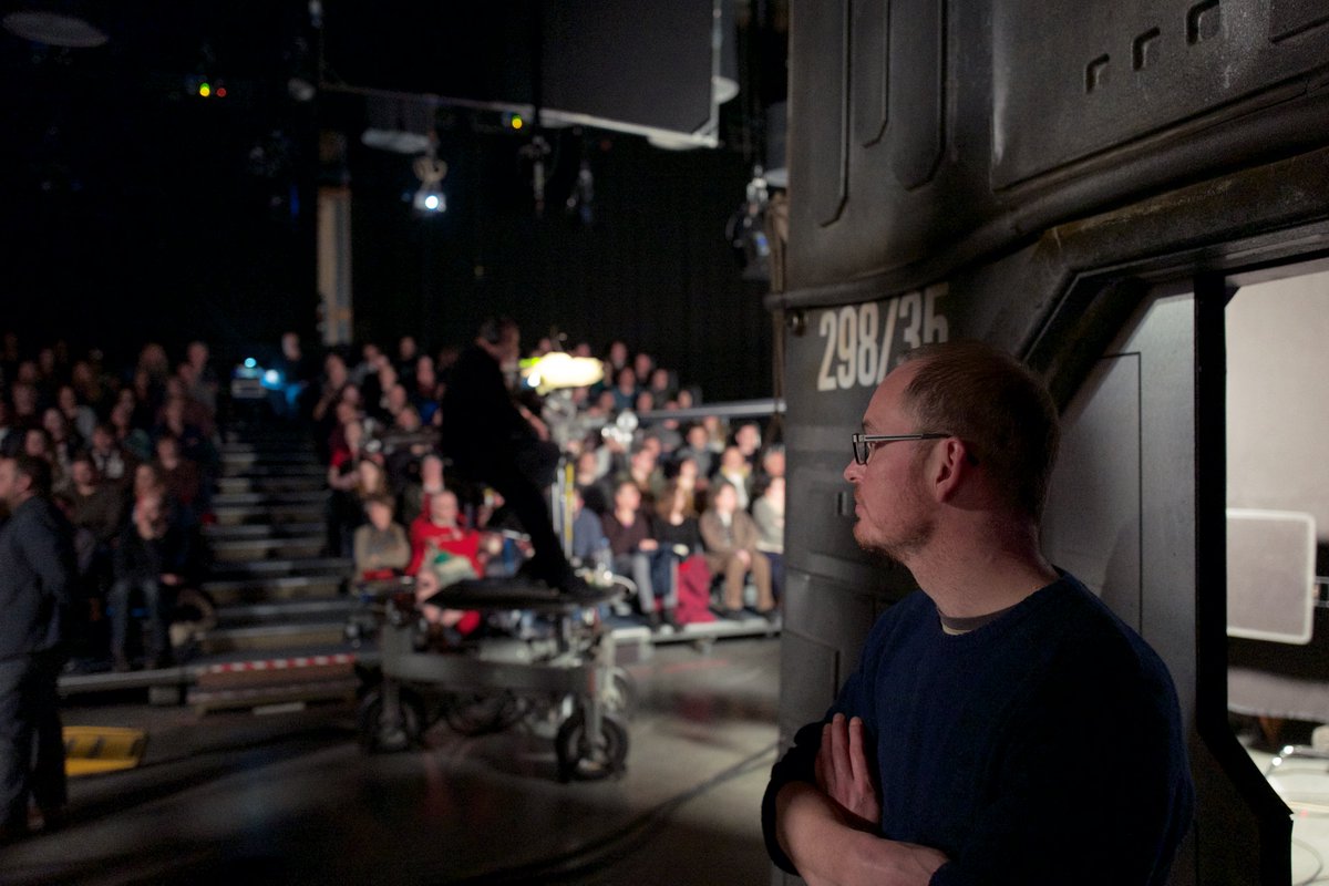 With everything done, and nothing left to fix, I managed to sneak around a bit and actually *watch* the show happen for once.  @mundaytom chose to stare down the audience.  #RedDwarf