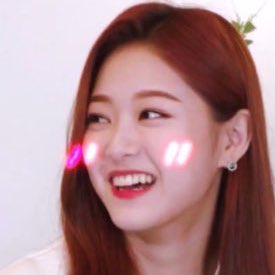 a thread of hyunjins cute little fangs