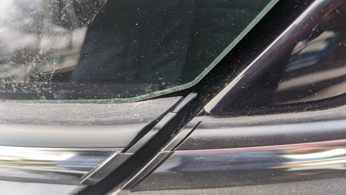 eloheem1133's tweet photo. @MINI @BMWUSA @MINIUSA #KeelerCollision is a #body shop recommended by you as a  certified Mini #Collision center. They refuse to #fix these #issues. They released the car as repaired #COVIDー19 hit &amp; they hid leaving me with a damaged car. Typical #racism in corporate #America https://t.co/4OxhMETQAi