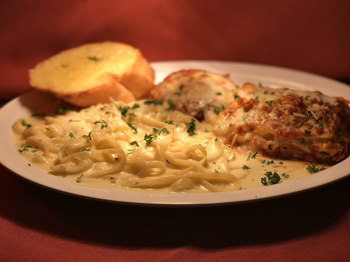 Valeria__flo's tweet photo. If you are all looking for some good ITALIAN FOOD check my family’s restaurant in garden grove Augustino’s Italian restaurant 🍕🍝 we are local and small and the food won’t disappoint 😋 https://t.co/KqOVB7rP6i